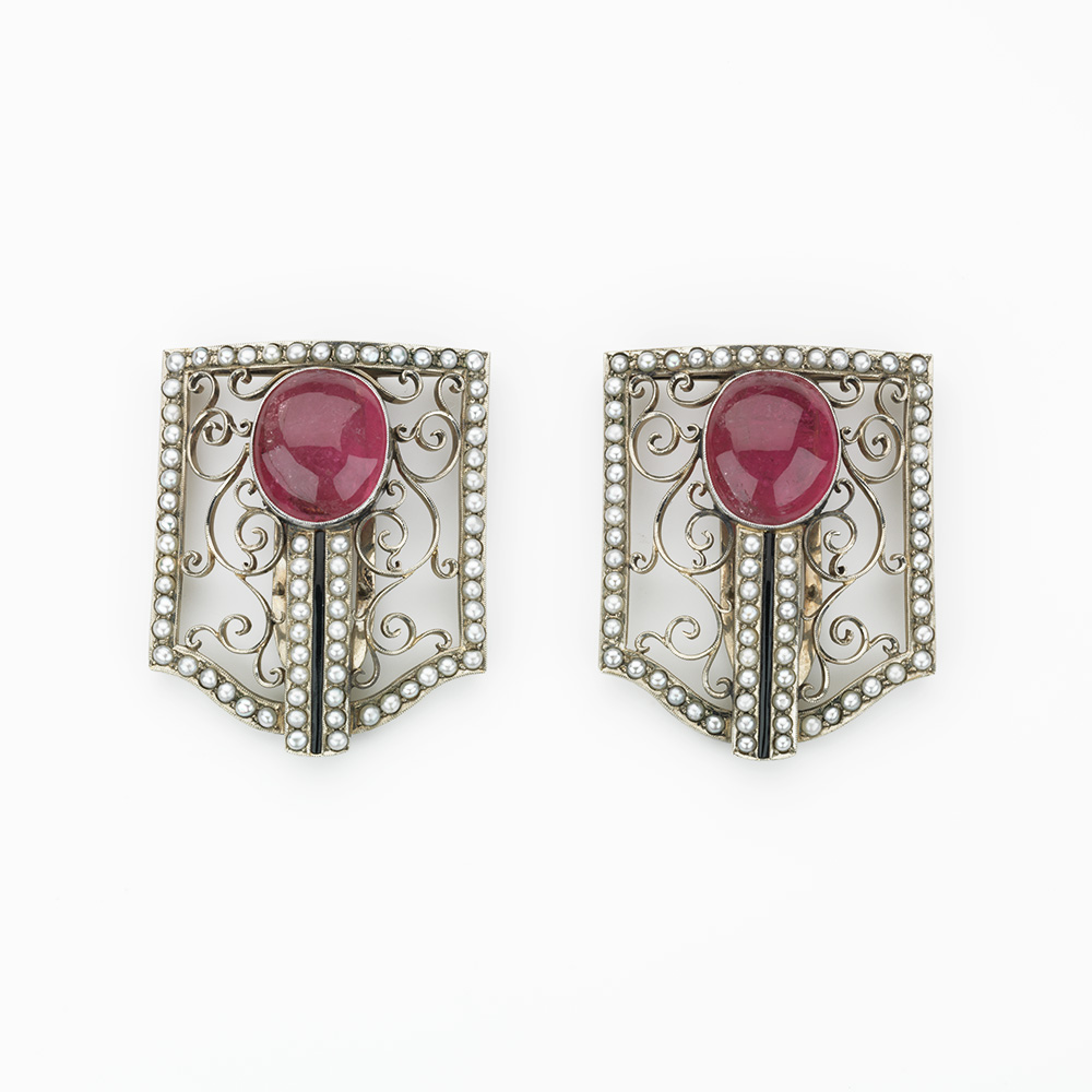 ダブル・クリップブローチ（大正末期から昭和初期）/ Double crip brooches (around 1920 - 1930)